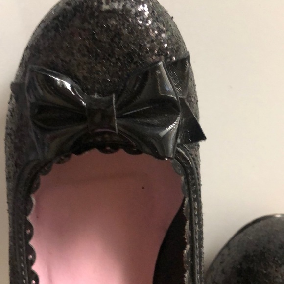 Heels - Picture 3 of 4